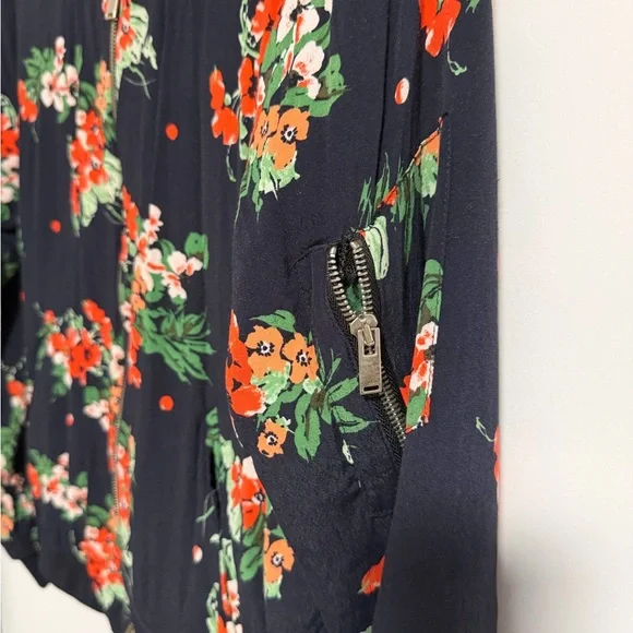Zara Basic Navy Floral Bomber Jacket- medium - Picture 7 of 16